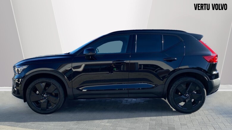 Volvo XC40 2.0 B3P Plus Black Edition 5dr Auto Petrol Estate